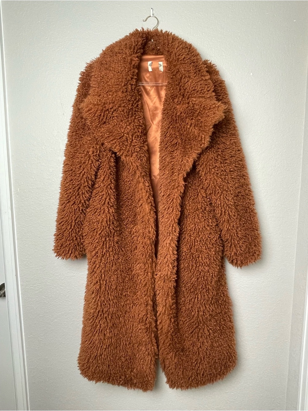 Joyfolie Long Faux Shearling Teddy Coat in Chestnut Brown Size L